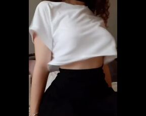 Amateur Teen with Curly Hair does Tit Drop [SNAPCHAT Baby_edanur69]