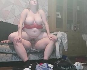 Chubby teen fucks on cam