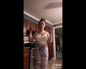 Tiktok (44) - Braless amateur