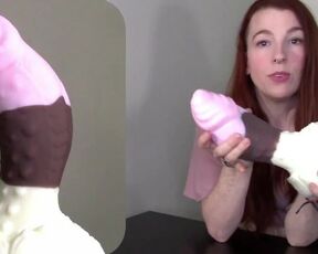 Lily O'Riley Reviewing LARGE Crackers from Bad Dragon (SFW)