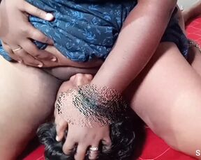 Desi Tamil wife face sitting her boyfriend hot moaning