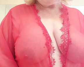 Granny Loves Showing Off and Saying Naughty Things to Excite You.