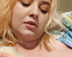 Lazy Morning Tit Play with Curvy Mommy